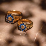 Anello Chevalier Fiore di Fico d’India Blu Oltremare piccolo - Limited Edition - immagine 5
